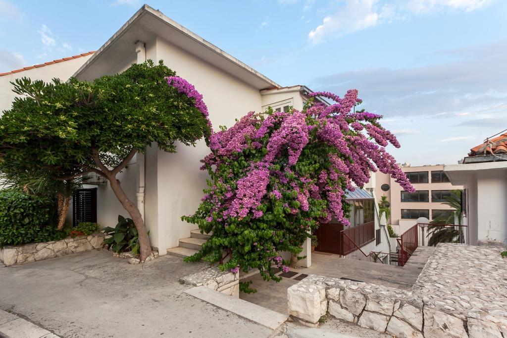 Guest House Marija สปลิท ภายนอก รูปภาพ
